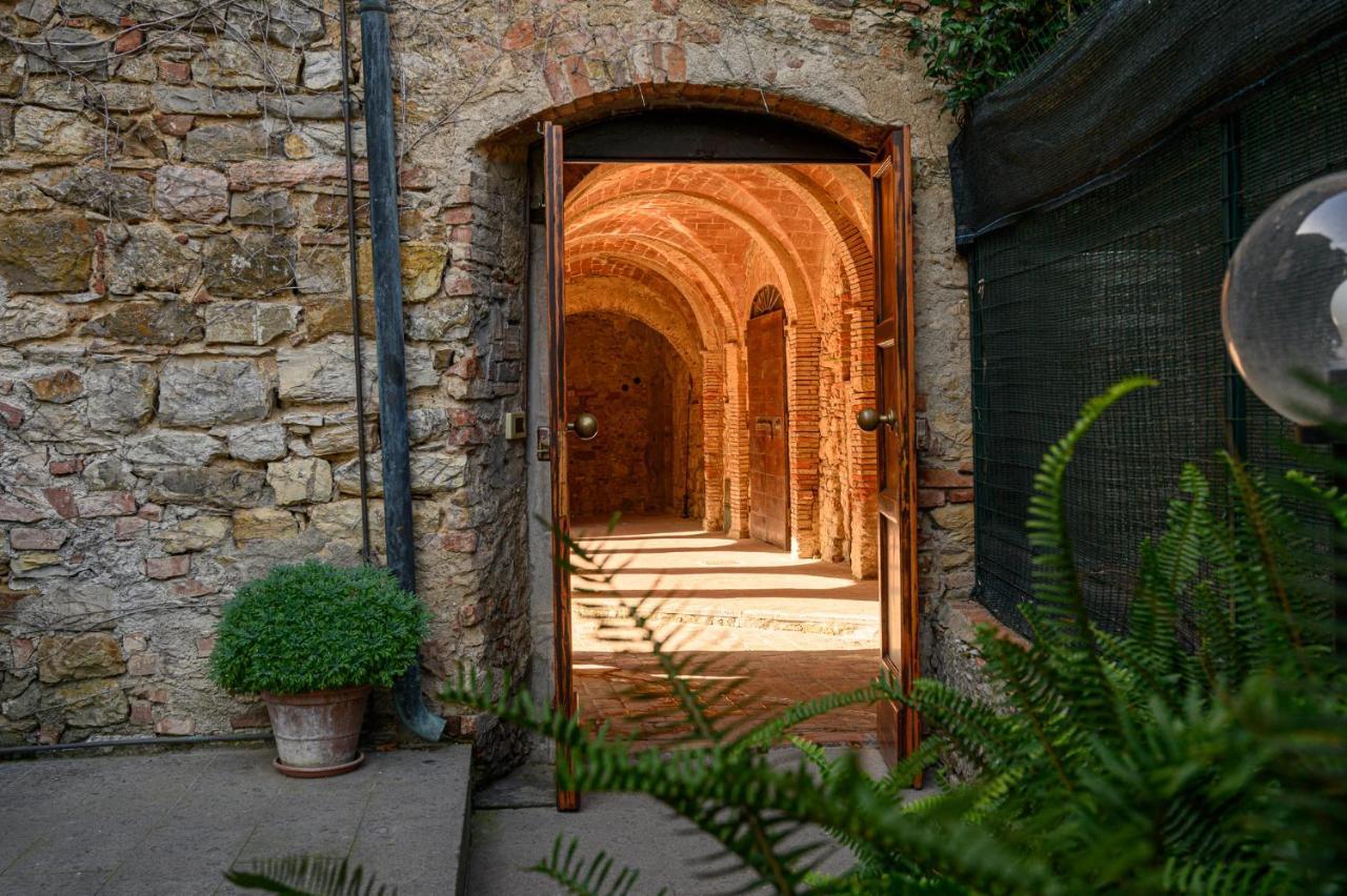 Il Chiostro Appartamenti & Suites Суверето Экстерьер фото