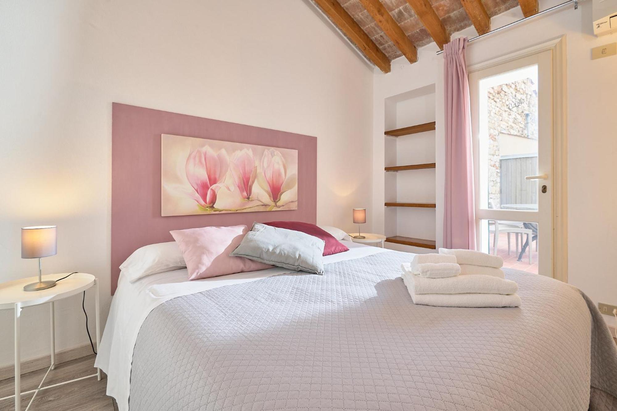Il Chiostro Appartamenti & Suites Суверето Экстерьер фото