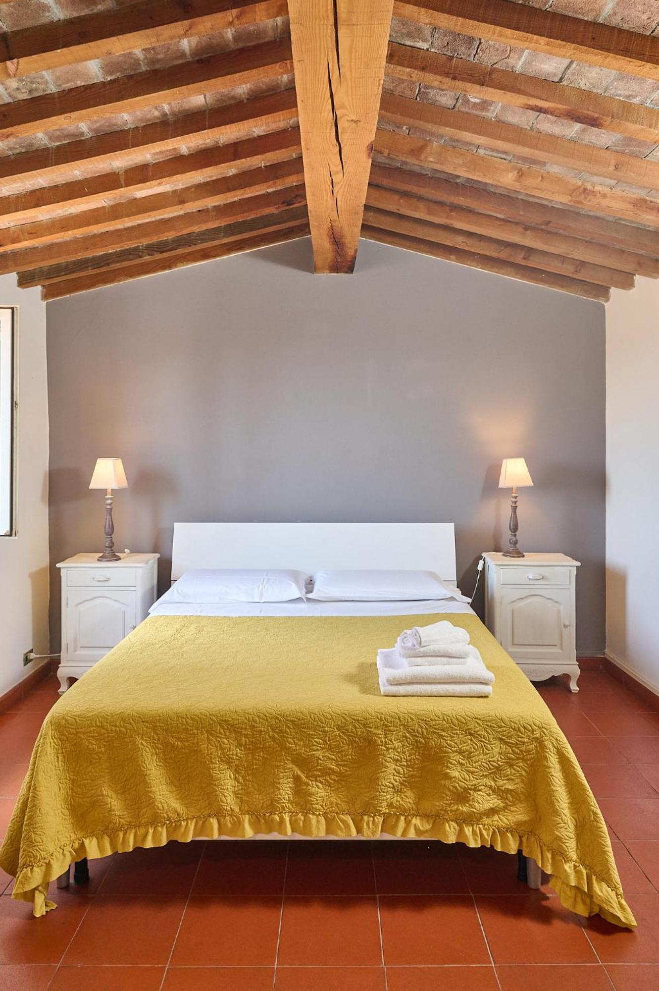Il Chiostro Appartamenti & Suites Суверето Экстерьер фото